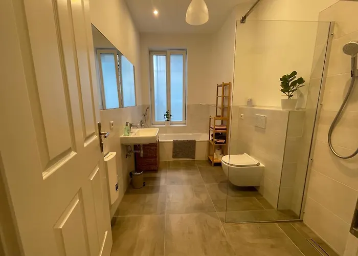 * Luisengruen * Magenta Tv Netflix 1gb/s Internet Wlan/wifi Waschmaschine 公寓 *